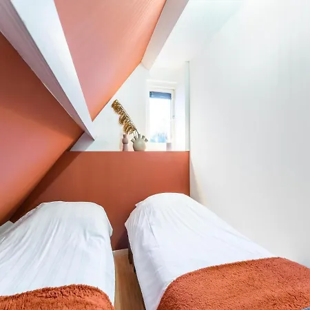 Hotel Stylish With Private Garden